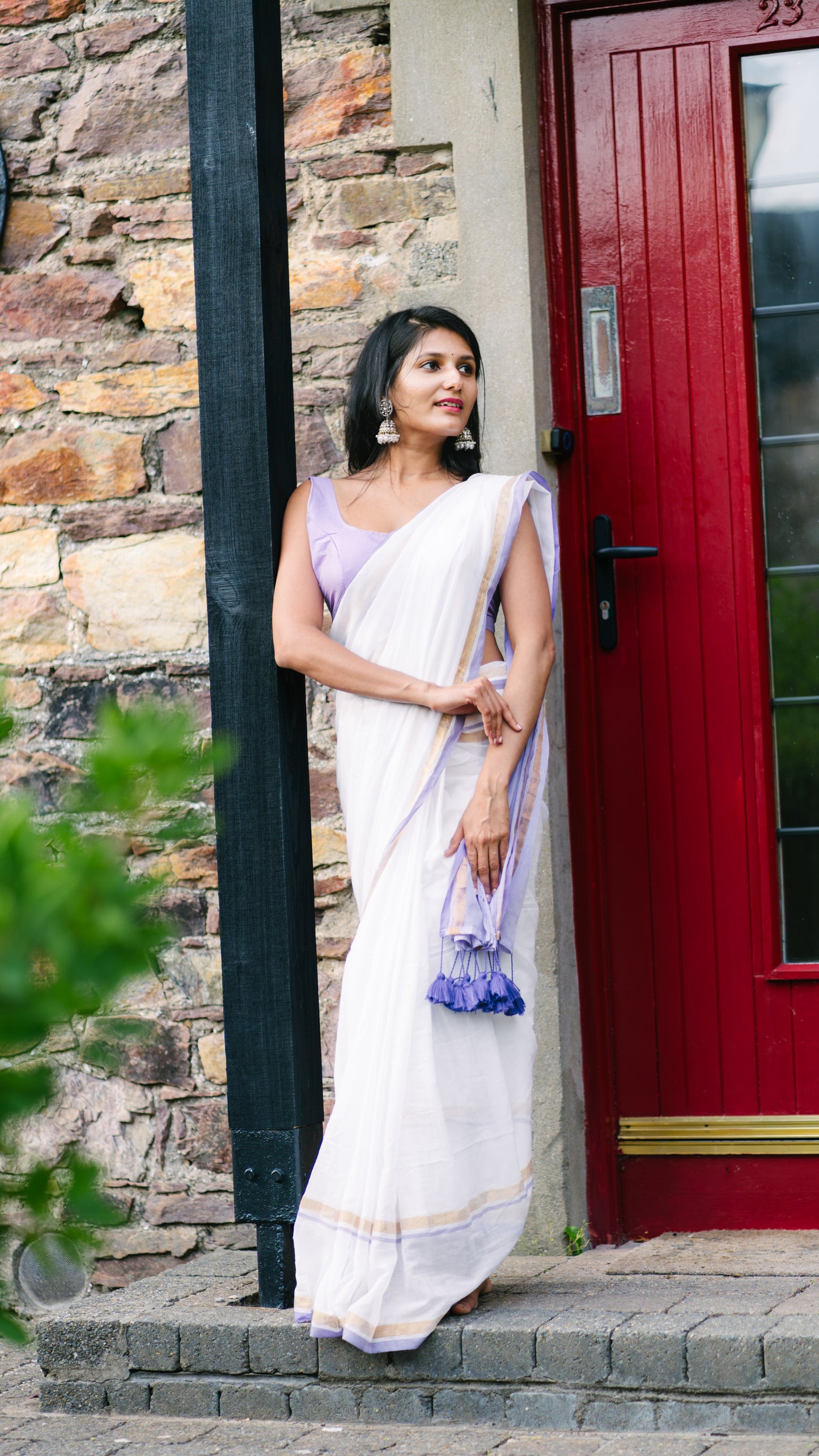 Mul Cotton Saree with Lavender and Gold Border