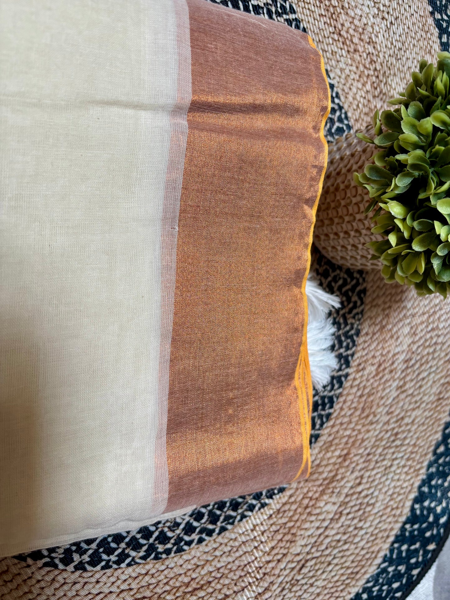Plain Mul Cotton Saree With Copper Zari and White Tassel