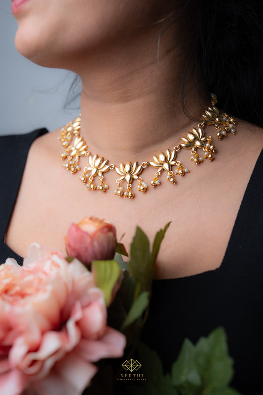 Patma Lotus Choker